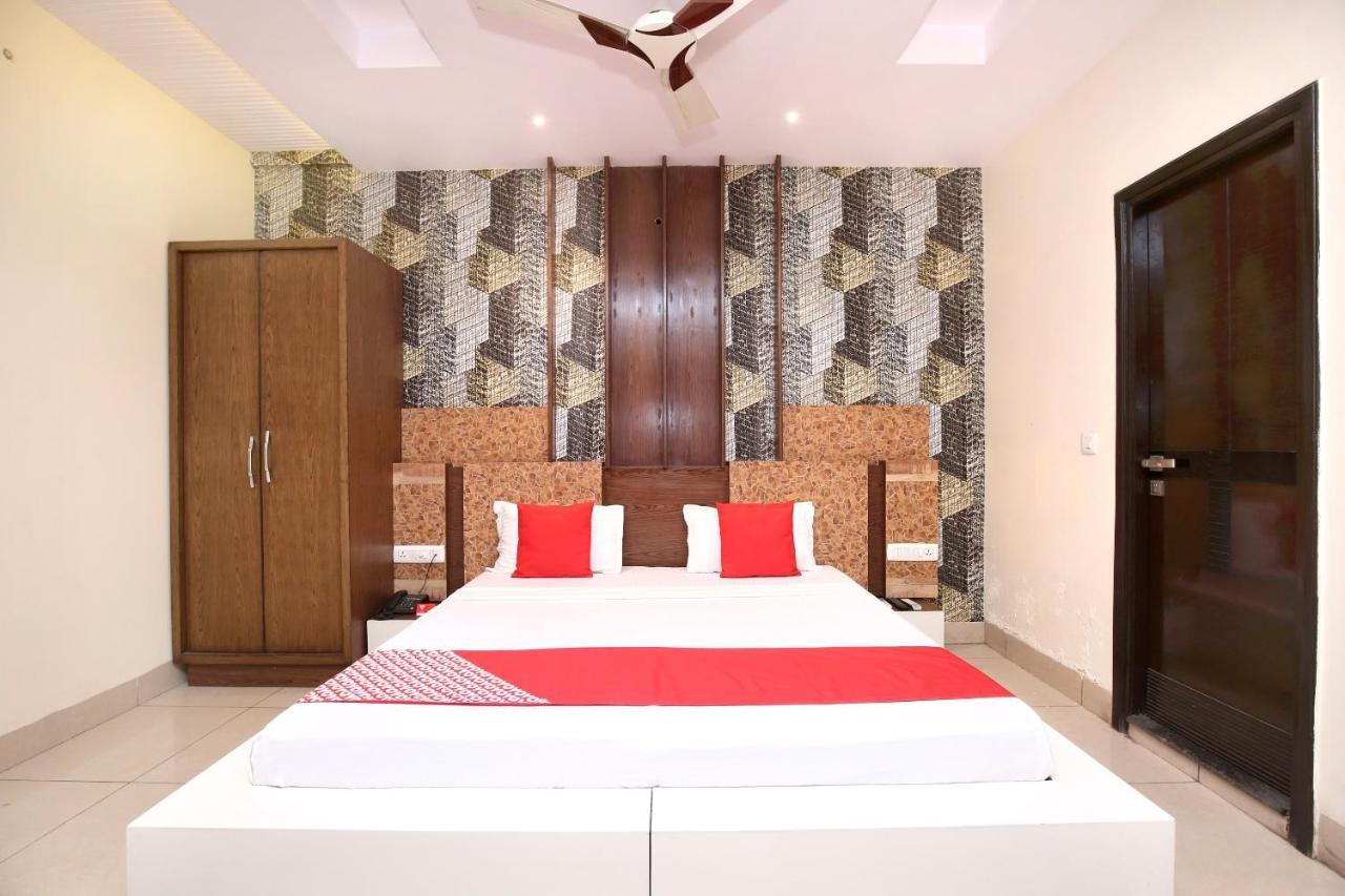 Hotel Grand M Lajjo Ludhiana Exterior foto